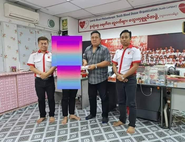မလေးရှားရောက်မြန်မာလုပ်သားတစ်ဦး ကျပ်သိန်း ၁၀၀၀ ကျော်တန်ဖိုးရှိဆုကြီး ဆွတ်ခူး