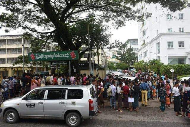 ပတ်စ်ပို့ လုပ်မရလို့ အလုပ်အကိုင်အေဂျင်စီတချို့အလုပ်သမား ဆက်ပို့ဖို့ ခက်ခဲ