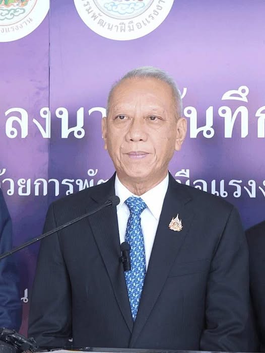 ထိုင်းမှာ အနိမ့်ဆုံးလုပ်ခလစာ တစ်ရက် ၄၀၀ ဘတ်ကို လာမယ့်​နှစ်သစ်မှာ တိုးမြှင့်ပေးဖို့ ညှိနှိုင်း